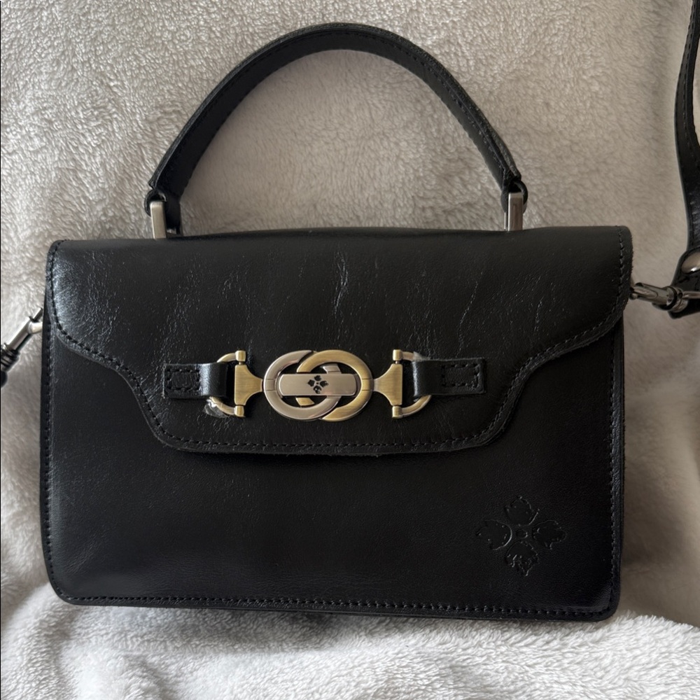 Elegant Black Leather Handbag
